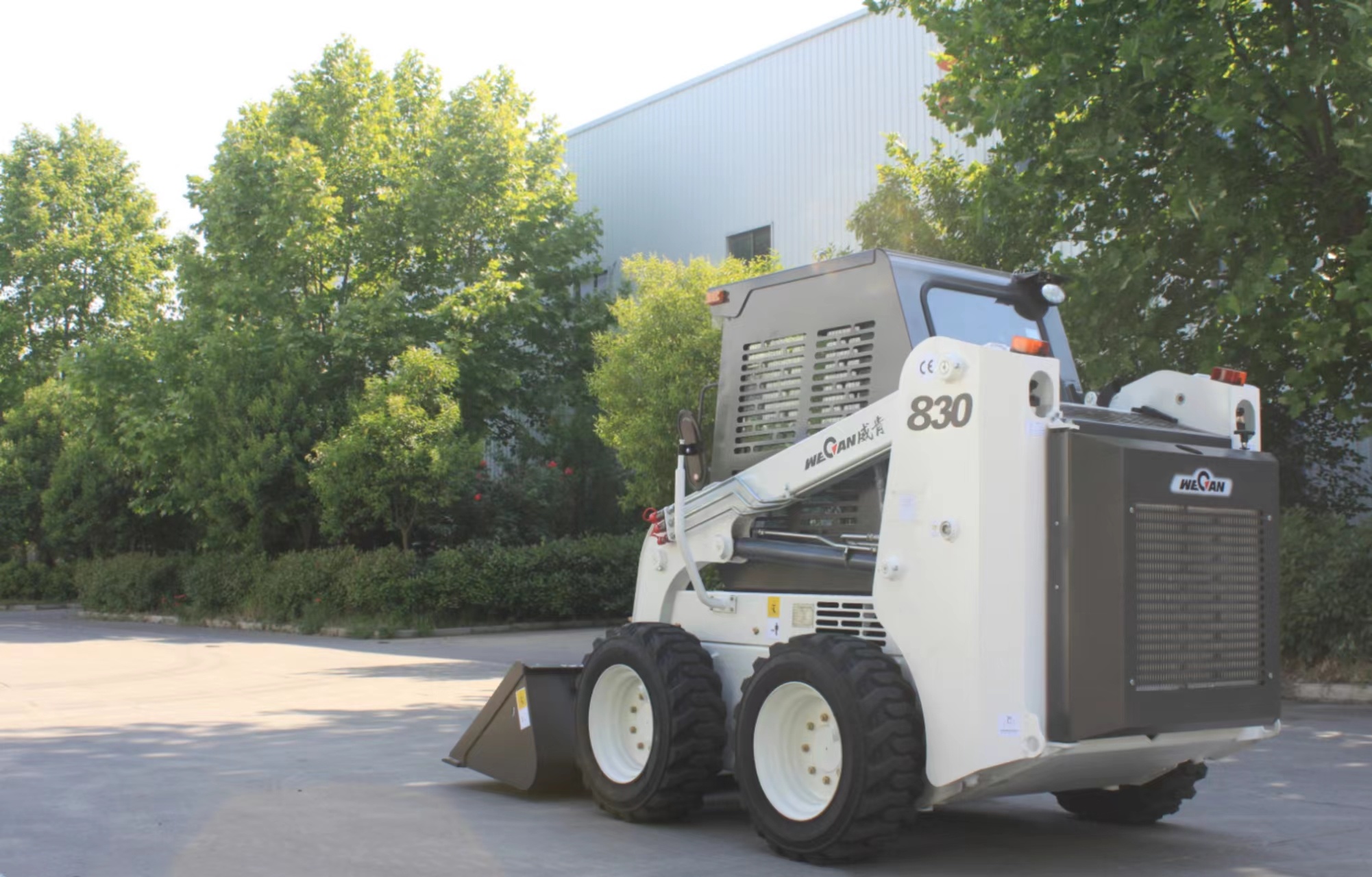 WT830滑移装载机